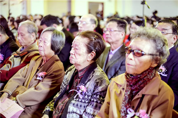 校庆03.png 校庆03.png